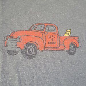 Life Is Good Mens Blue Crewneck T-Shirt Red Truck Graphic Cotton Blend Size L